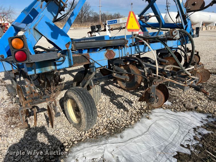 image for item MM9053 DMI Nutri-Placr 4300  NH3 applicator