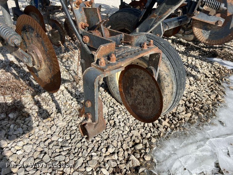 image for item MM9053 DMI Nutri-Placr 4300  NH3 applicator