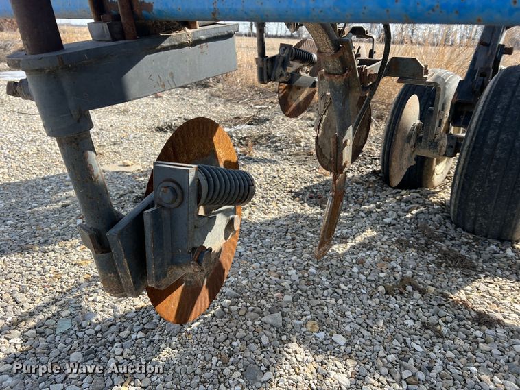 image for item MM9053 DMI Nutri-Placr 4300  NH3 applicator