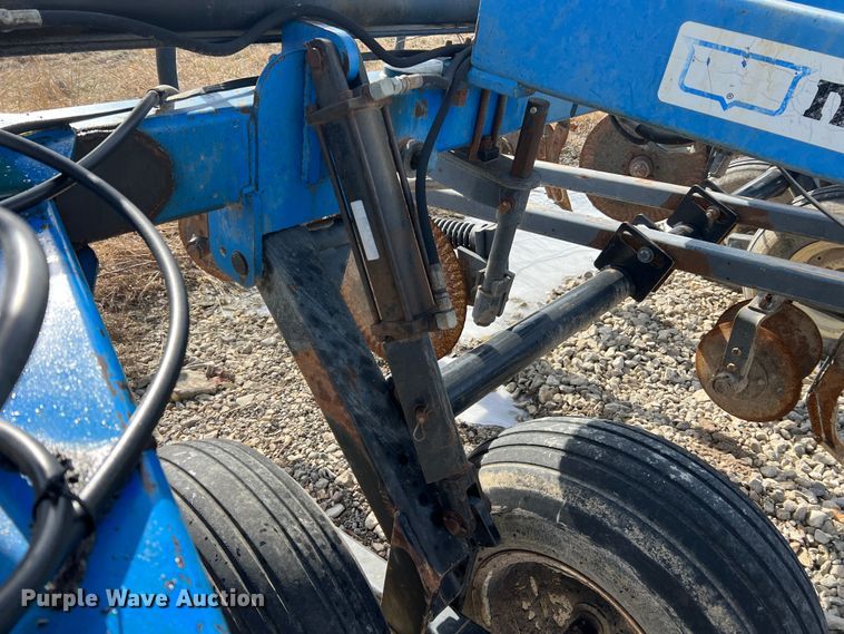 image for item MM9053 DMI Nutri-Placr 4300  NH3 applicator