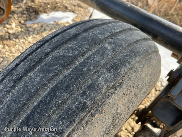 image for item MM9053 DMI Nutri-Placr 4300  NH3 applicator