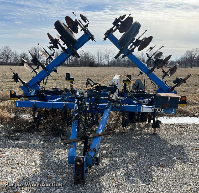 image for item MM9054 DMI Nutri-Placr 3300  NH3 applicator