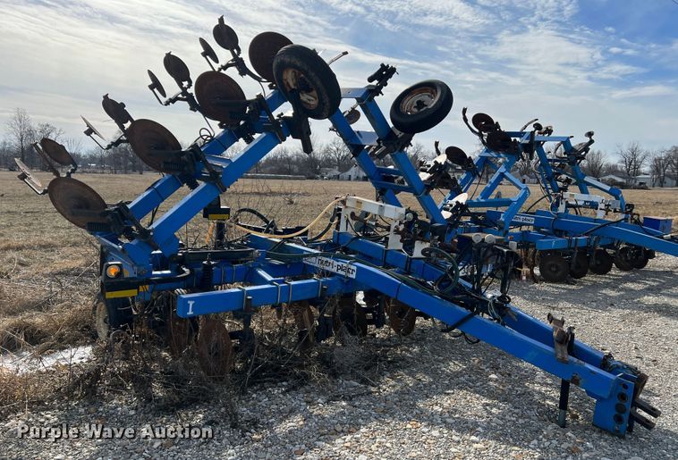 image for item MM9054 DMI Nutri-Placr 3300  NH3 applicator