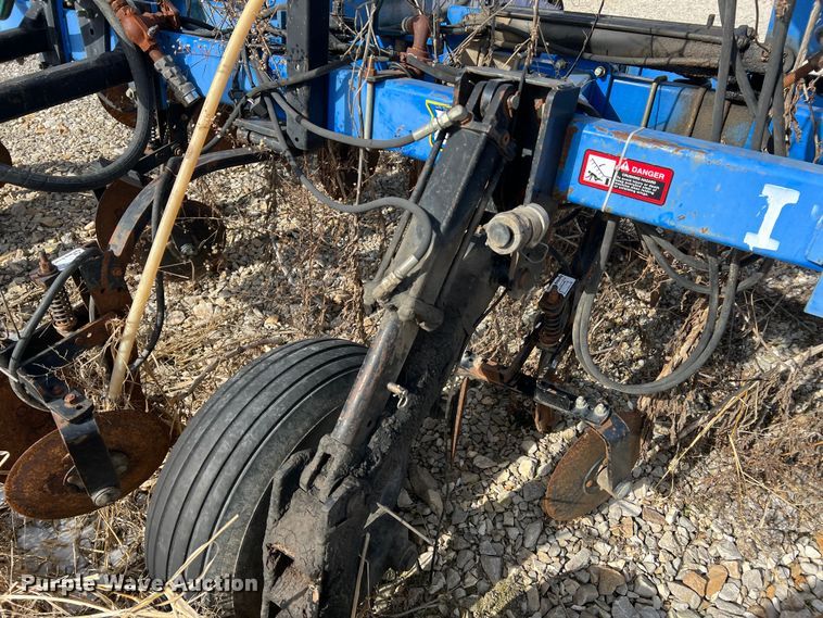 image for item MM9054 DMI Nutri-Placr 3300  NH3 applicator