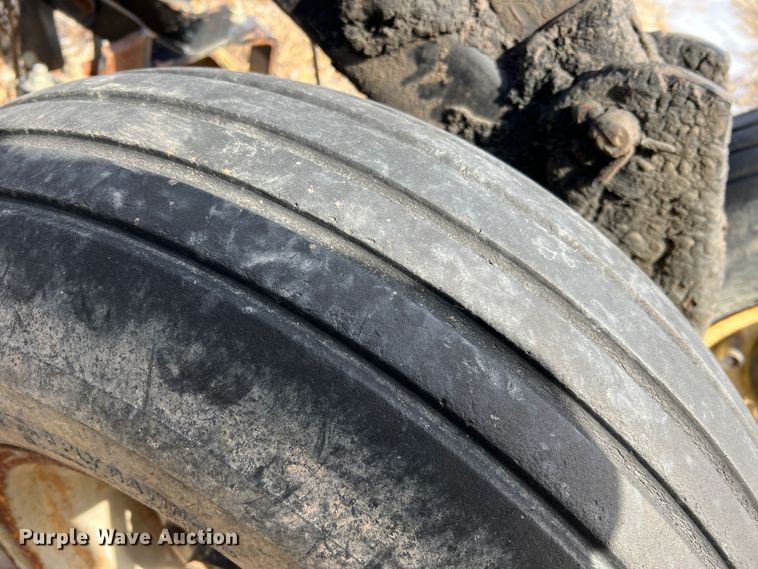 image for item MM9054 DMI Nutri-Placr 3300  NH3 applicator