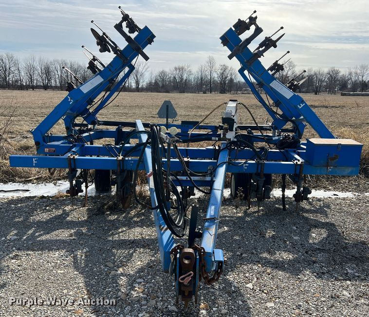 image for item MM9055 DMI Nutri-Placr 4300  NH3 applicator