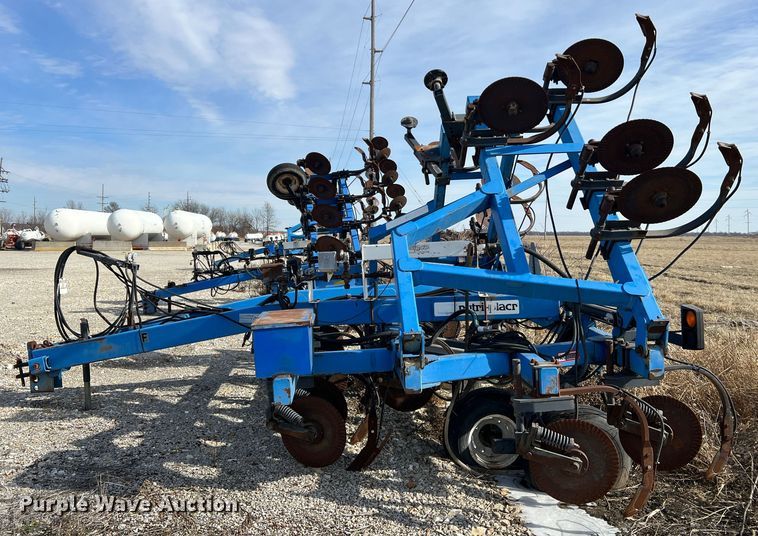 image for item MM9055 DMI Nutri-Placr 4300  NH3 applicator