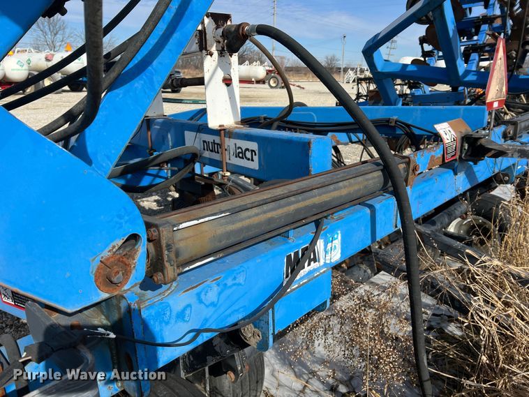 image for item MM9055 DMI Nutri-Placr 4300  NH3 applicator