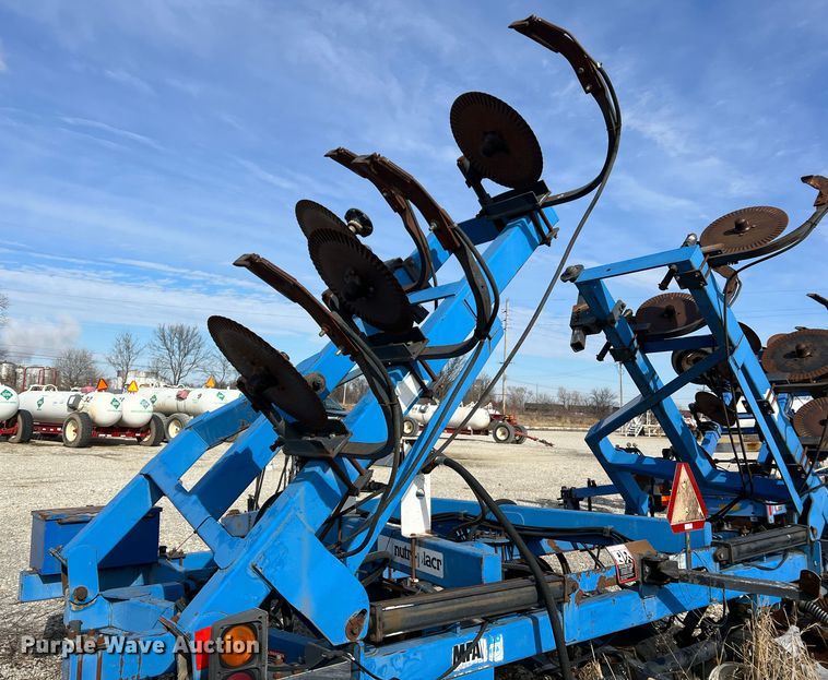 image for item MM9055 DMI Nutri-Placr 4300  NH3 applicator