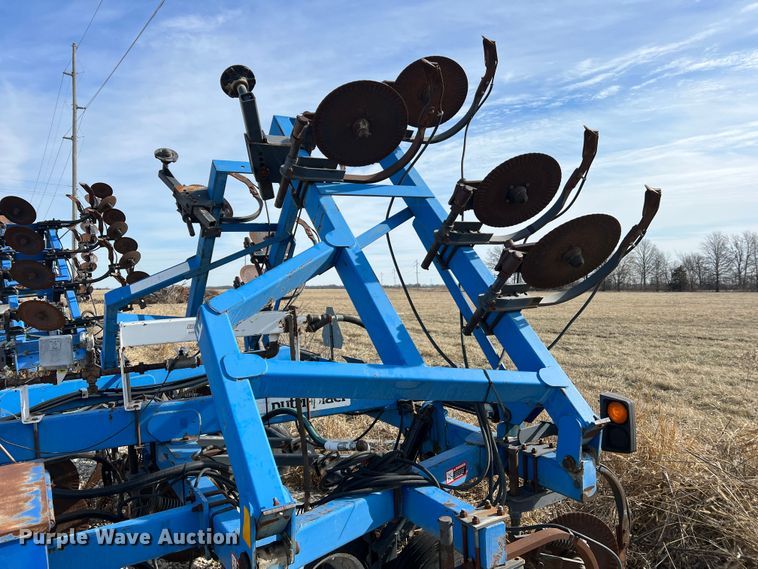 image for item MM9055 DMI Nutri-Placr 4300  NH3 applicator