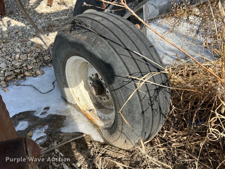 image for item MM9055 DMI Nutri-Placr 4300  NH3 applicator