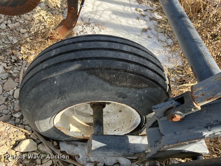 image for item MM9055 DMI Nutri-Placr 4300  NH3 applicator