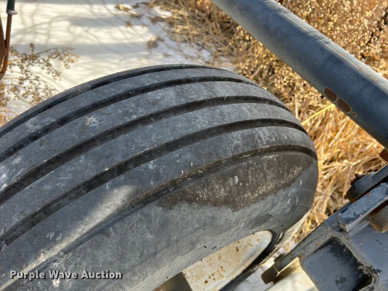 image for item MM9055 DMI Nutri-Placr 4300  NH3 applicator