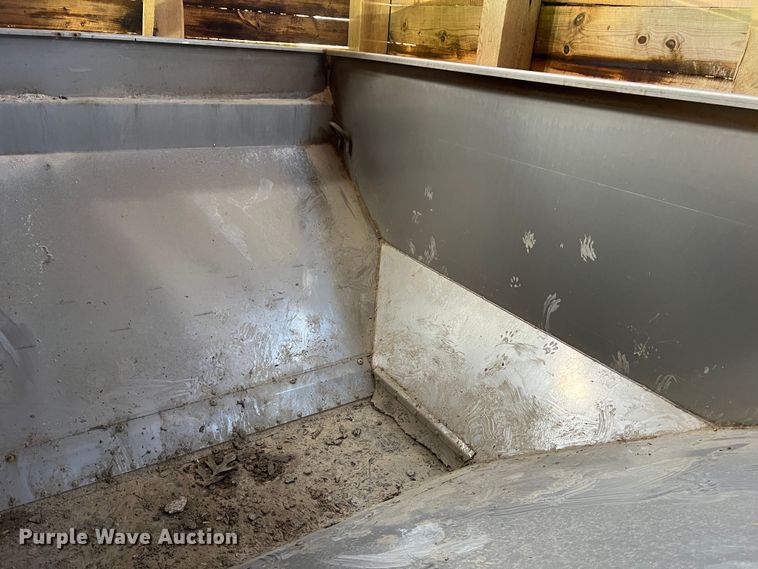 image for item MM9058 New Leader L4000G4  applicator bed