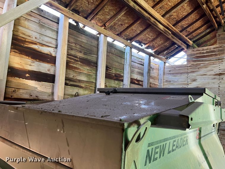 image for item MM9058 New Leader L4000G4  applicator bed