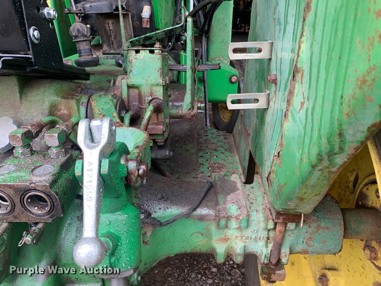 image for item MM9707 1972 John Deere 2030  tractor