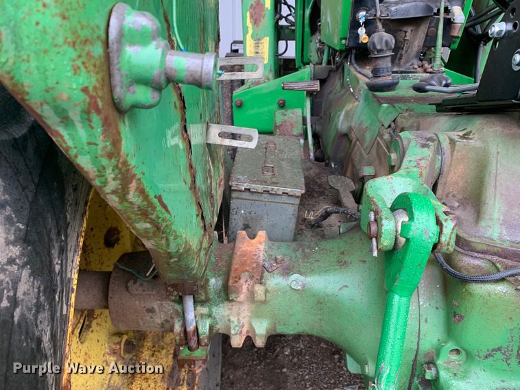 image for item MM9707 1972 John Deere 2030  tractor