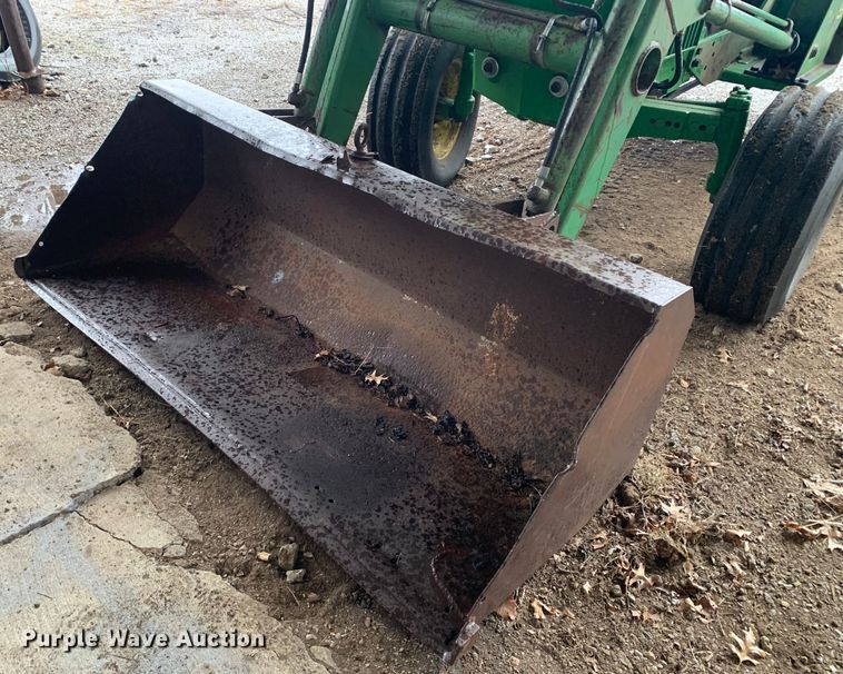 image for item MM9707 1972 John Deere 2030  tractor