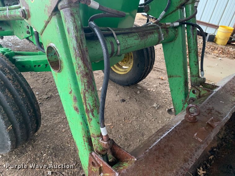 image for item MM9707 1972 John Deere 2030  tractor