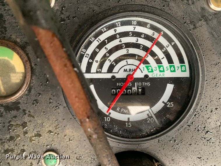 image for item MM9707 1972 John Deere 2030  tractor