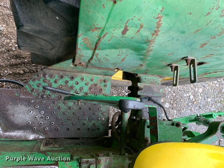 image for item MM9707 1972 John Deere 2030  tractor