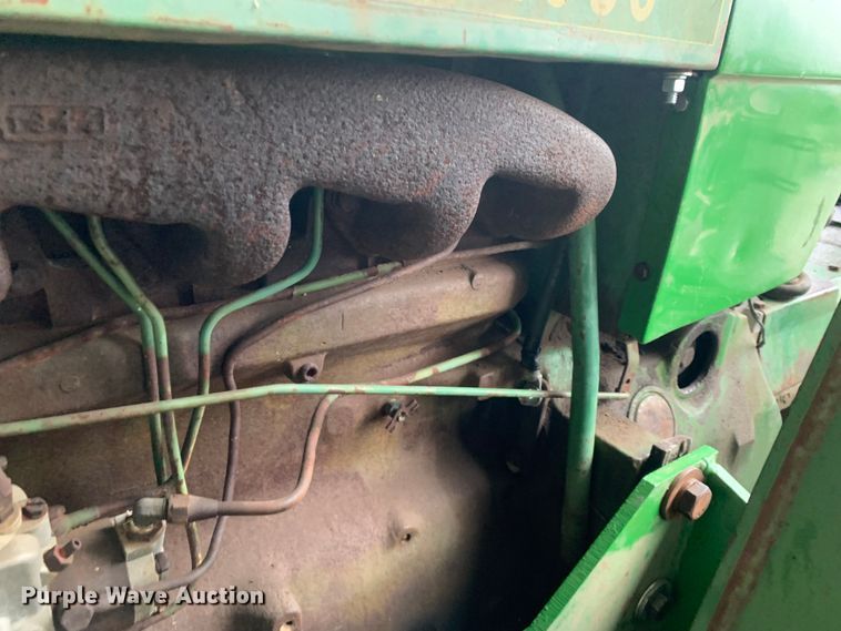 image for item MM9707 1972 John Deere 2030  tractor