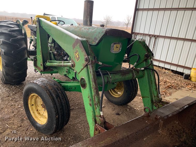 image for item MM9707 1972 John Deere 2030  tractor