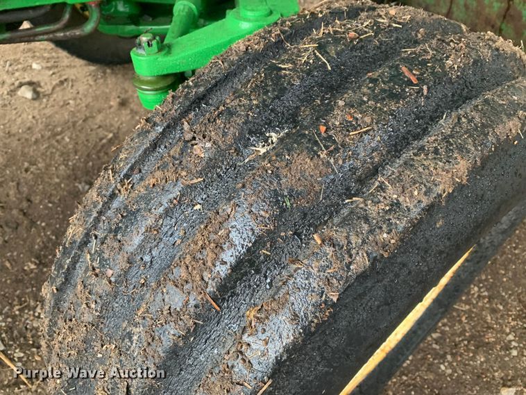 image for item MM9707 1972 John Deere 2030  tractor