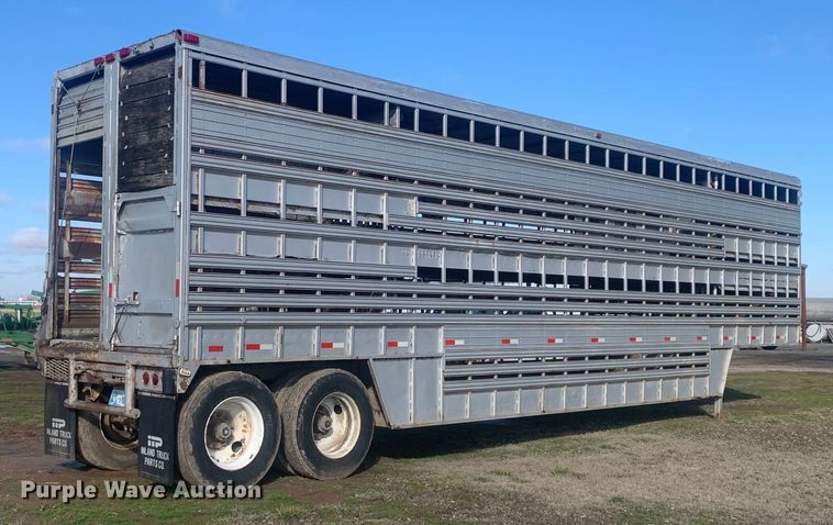 image for item MM9708 1972 Wilson Cattle Hauler  livestock trailer