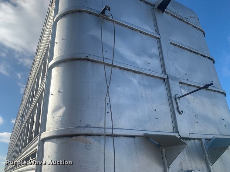 image for item MM9708 1972 Wilson Cattle Hauler  livestock trailer