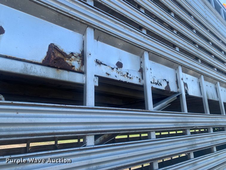 image for item MM9708 1972 Wilson Cattle Hauler  livestock trailer