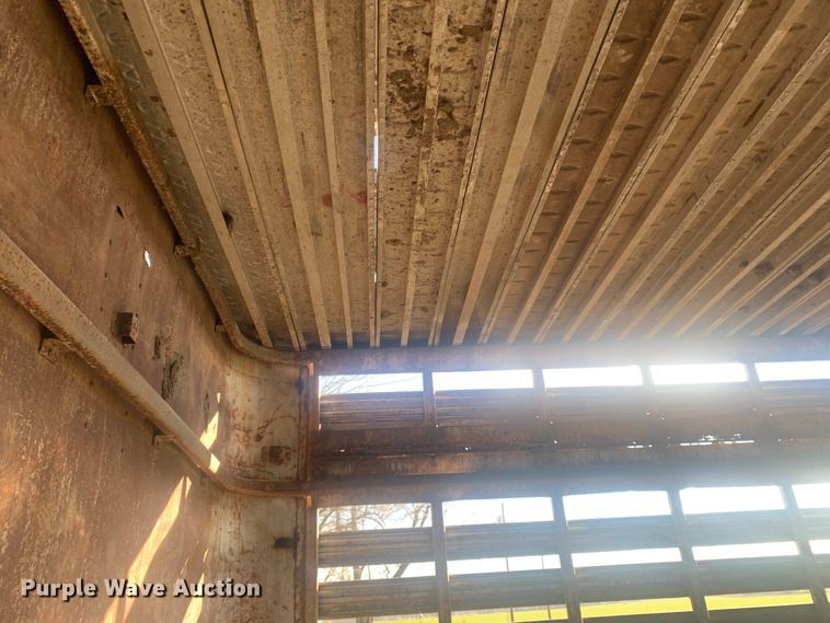 image for item MM9708 1972 Wilson Cattle Hauler  livestock trailer