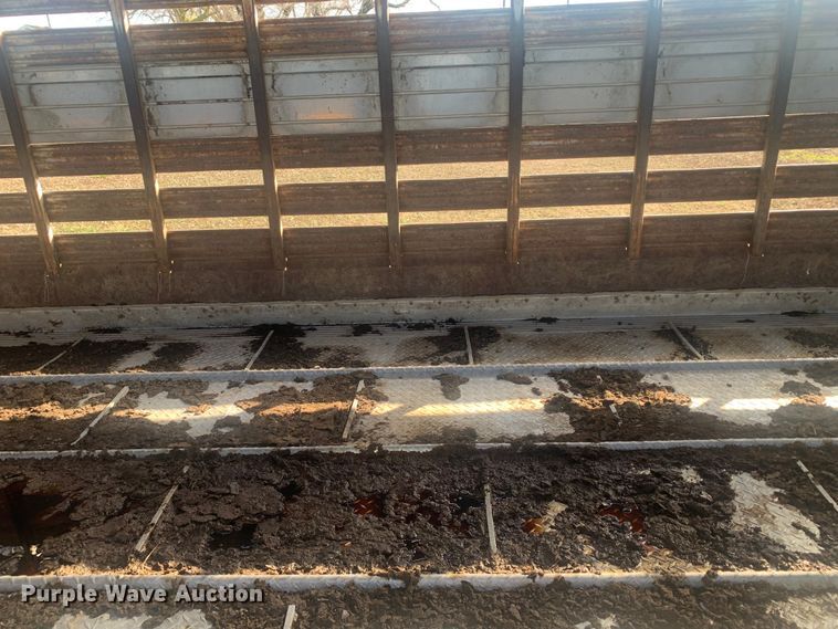 image for item MM9708 1972 Wilson Cattle Hauler  livestock trailer