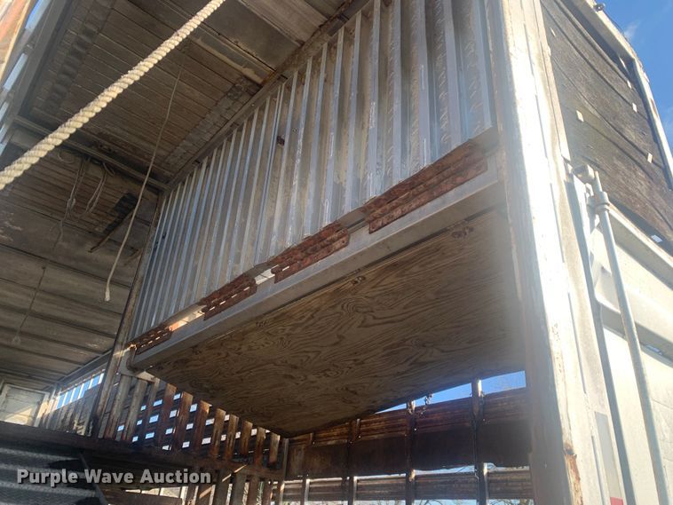 image for item MM9708 1972 Wilson Cattle Hauler  livestock trailer