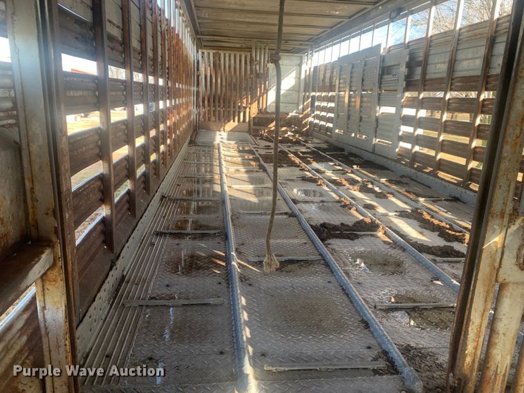 image for item MM9708 1972 Wilson Cattle Hauler  livestock trailer