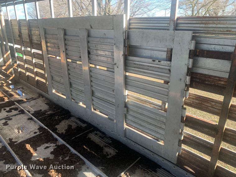 image for item MM9708 1972 Wilson Cattle Hauler  livestock trailer