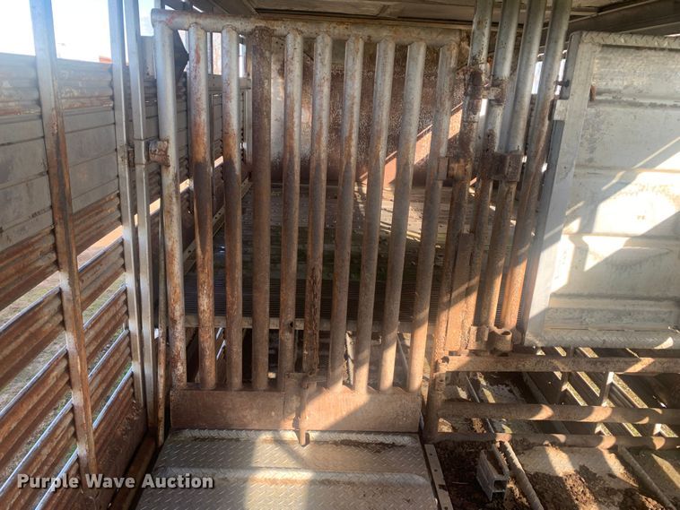 image for item MM9708 1972 Wilson Cattle Hauler  livestock trailer