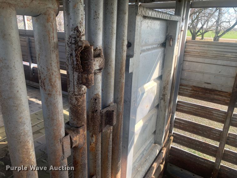 image for item MM9708 1972 Wilson Cattle Hauler  livestock trailer