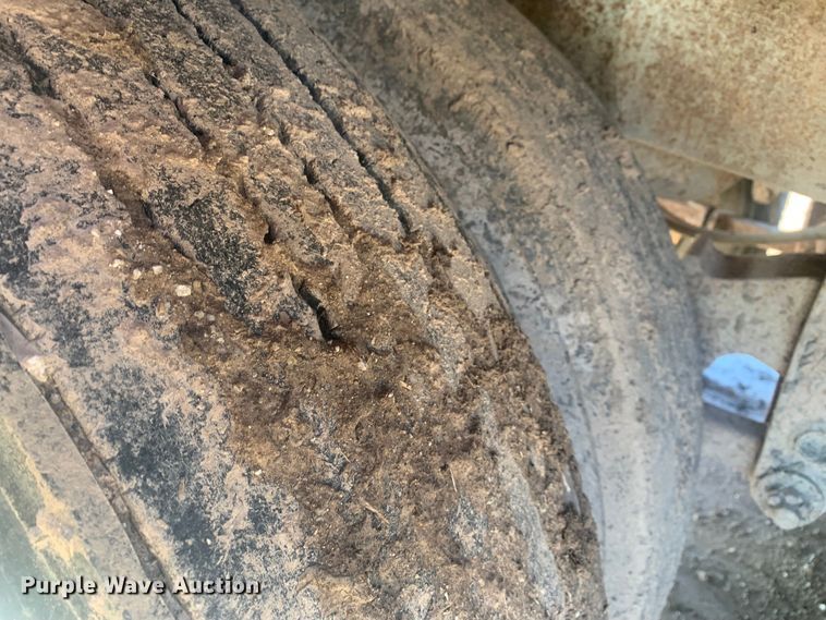 image for item MM9708 1972 Wilson Cattle Hauler  livestock trailer