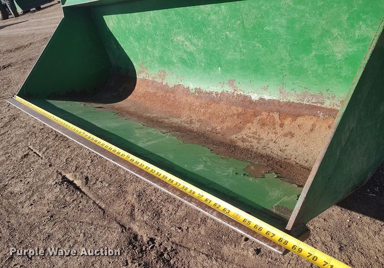 image for item MN9018 2016 John Deere 5055E  tractor