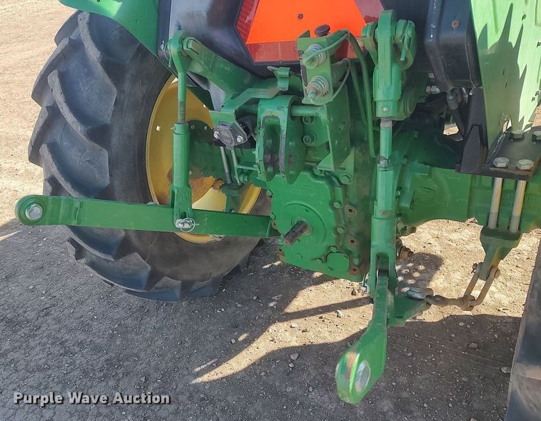 image for item MN9018 2016 John Deere 5055E  tractor