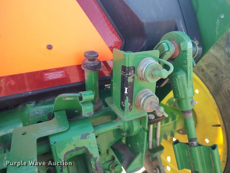 image for item MN9018 2016 John Deere 5055E  tractor