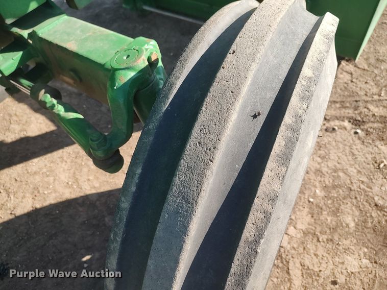 image for item MN9018 2016 John Deere 5055E  tractor