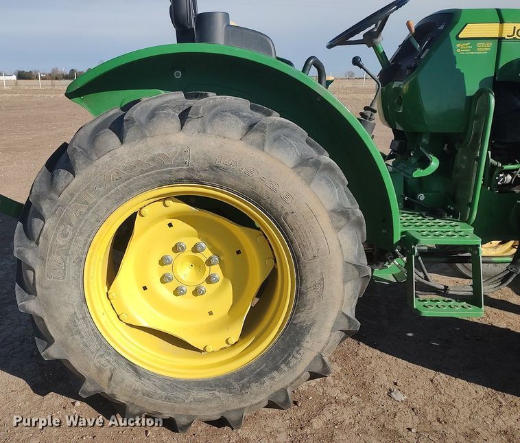 image for item MN9018 2016 John Deere 5055E  tractor