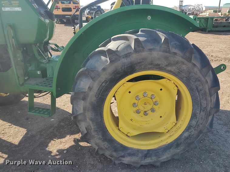image for item MN9018 2016 John Deere 5055E  tractor