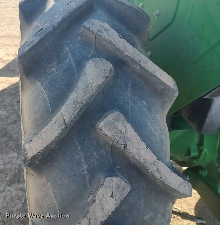 image for item MN9018 2016 John Deere 5055E  tractor