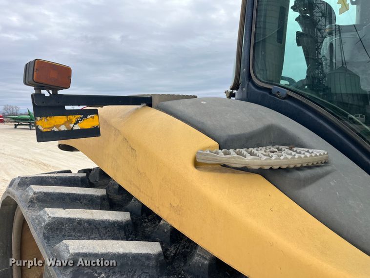 image for item MW9453 2006 Caterpillar Challenger MT865B tractor