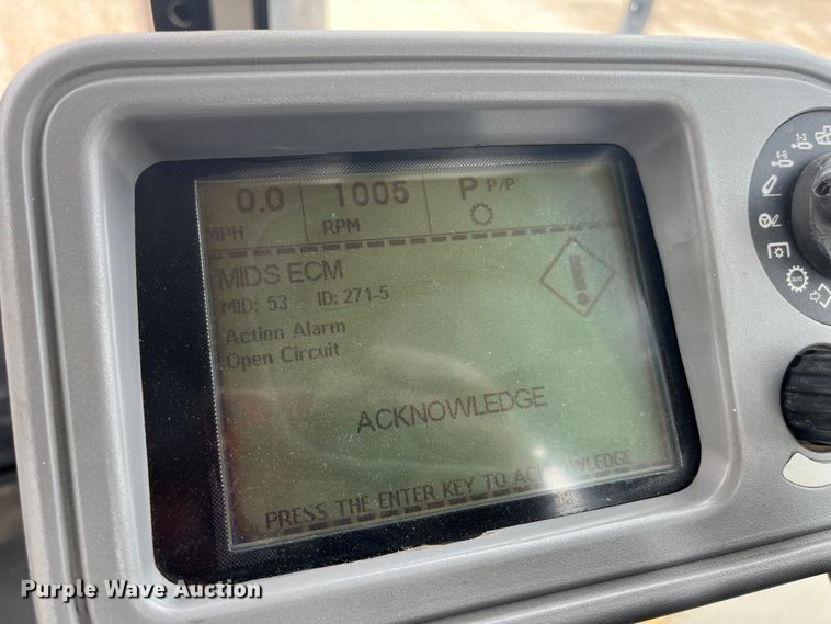 image for item MW9453 2006 Caterpillar Challenger MT865B tractor