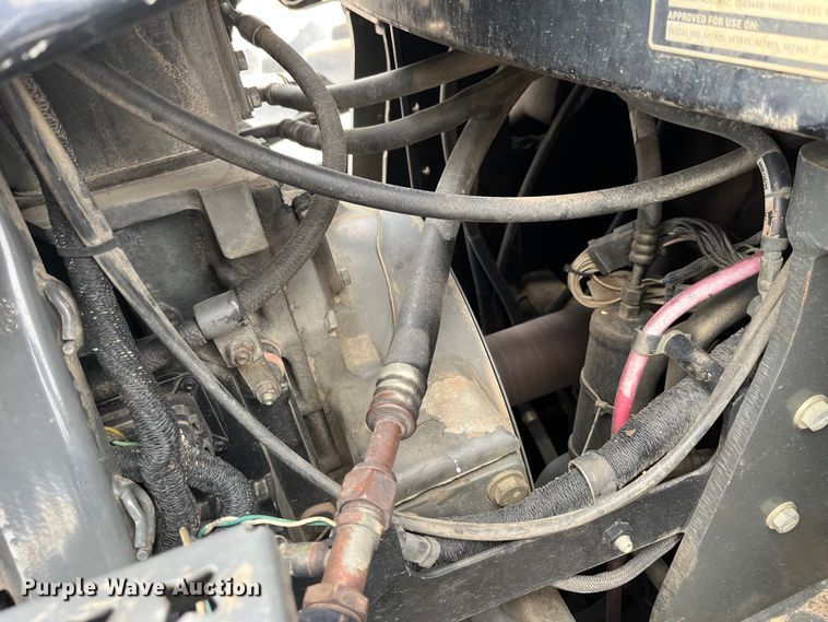 image for item MW9453 2006 Caterpillar Challenger MT865B tractor