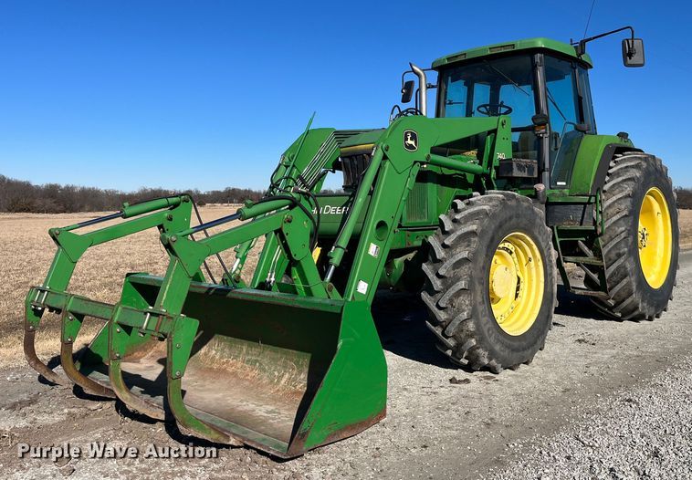 image for item MW9491 1993 John Deere 7800  MFWD tractor